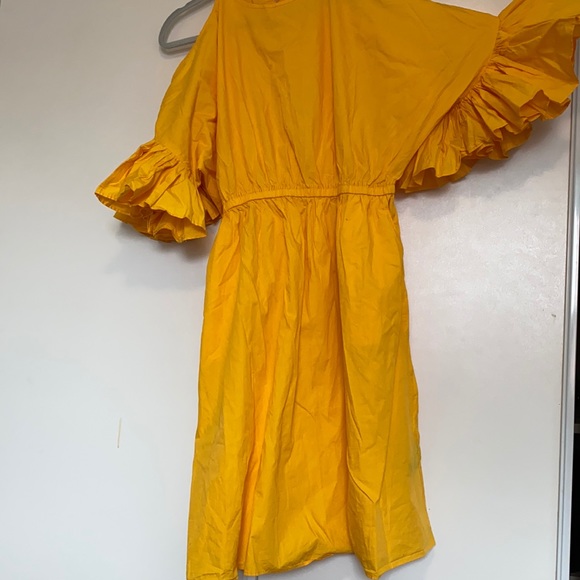Yellow ruffled sleeve poplin dress - Picture 4 of 5